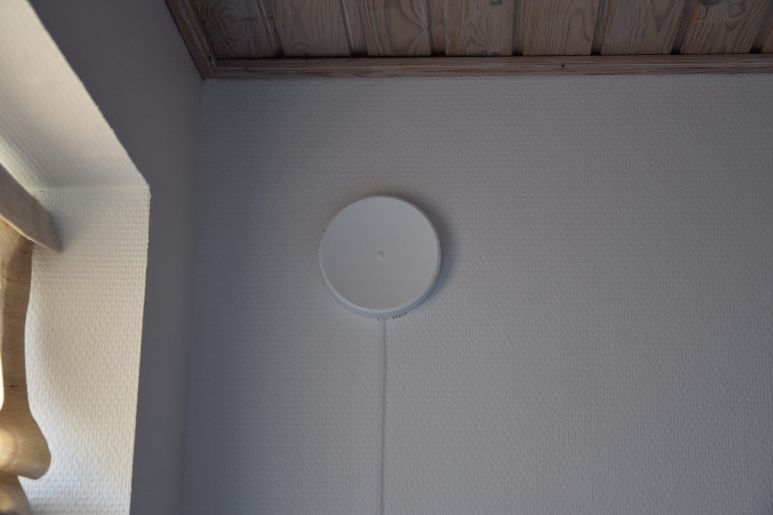 Inre delen av en väggmonterad teleskopventil